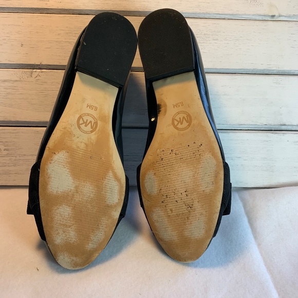 Michael Michael‎ Kors – Elegant Logo Bow Flats in Black Leather (Size 6.5) - Picture 11 of 11